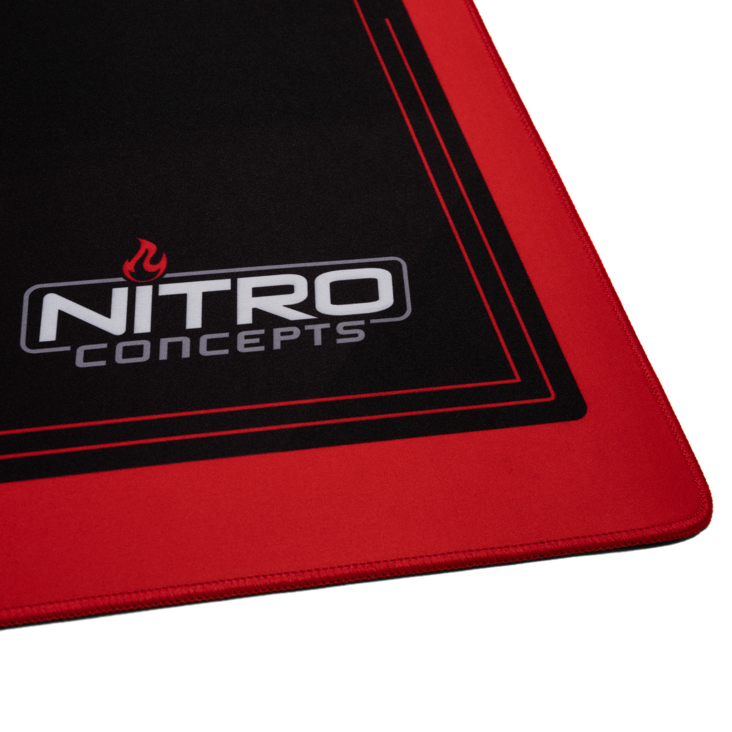 nitro-concepts - Deskmat DM16, 1600x800mm - schwarz/rot